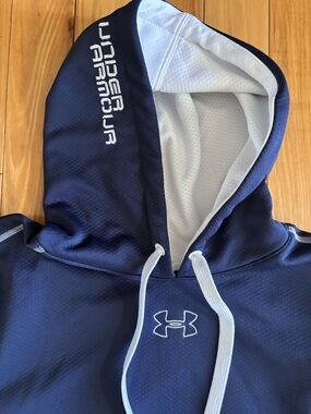 Under Armour Cold Gear Navy Blue Center Logo Spellout Hoodie Men’s Size 2XL